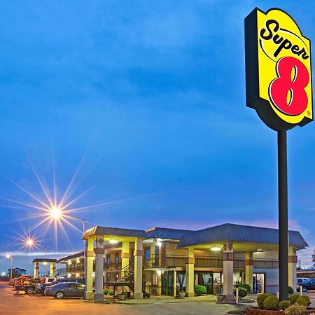 Super 8 By Wyndham Shawnee Hotel Luaran gambar